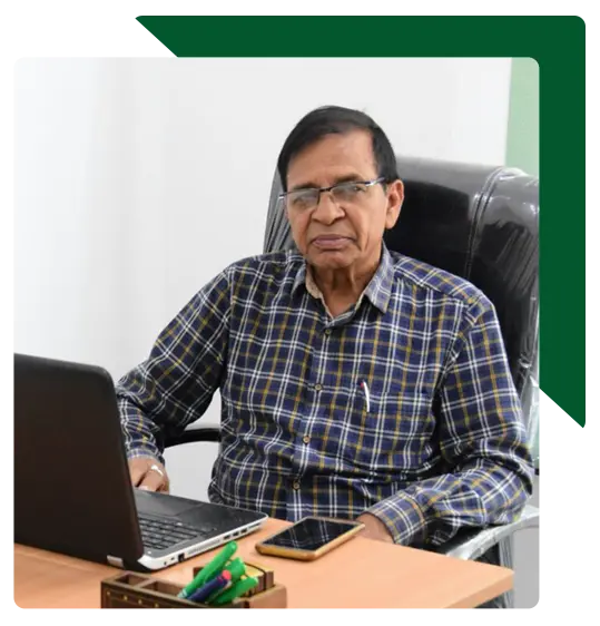 HARSH SRIVASTAVA ,HOTEL MANAGEMENT WORKING IN HYATT REGENCY LUCKNOW